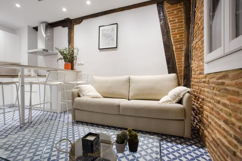 Etxeburu Apartment บิลเบา ภายนอก รูปภาพ
