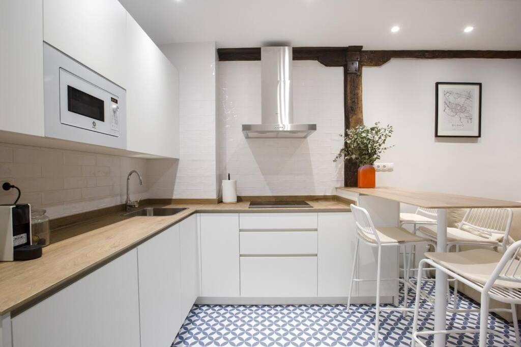 Etxeburu Apartment บิลเบา ภายนอก รูปภาพ